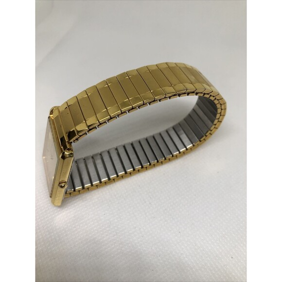 Vintage Seiko Woman’s  5Y30-5069 Gold Tone Dial Quartz Classic Dress Watch main image 5